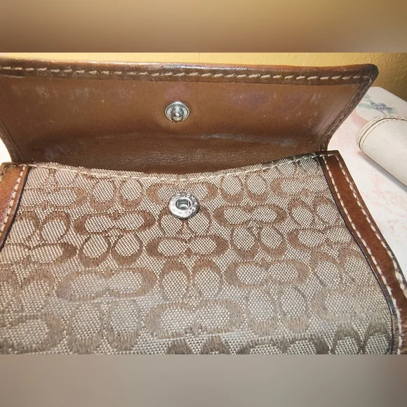 Coach Signature Jacquard Khaki Mini Leather Wallet - Picture 7 of 10